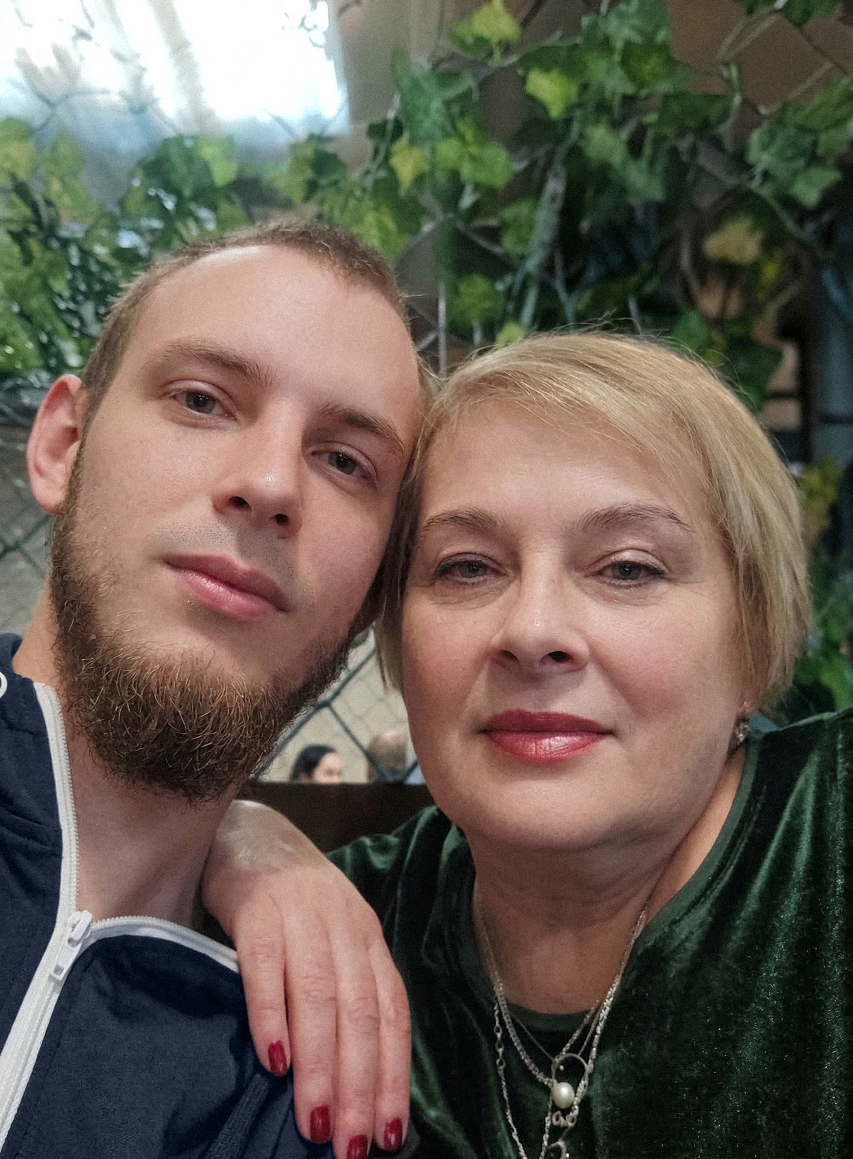 Портрет после удаления бликов и улучшения качества до современного HD | Хронографика Портрет после удаления бликов и улучшения качества до современного HD | Хронографика