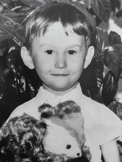 Взгляд сквозь время: ожившая история детства.