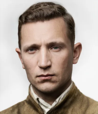 Реставрация старого портрета: Профессиональное восстановление и улучшение качества