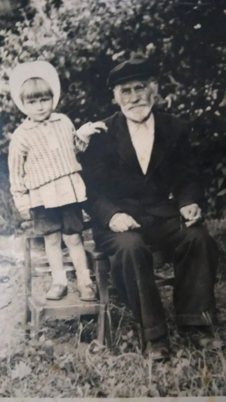 Мост Поколений: Взгляд, Который Оживает