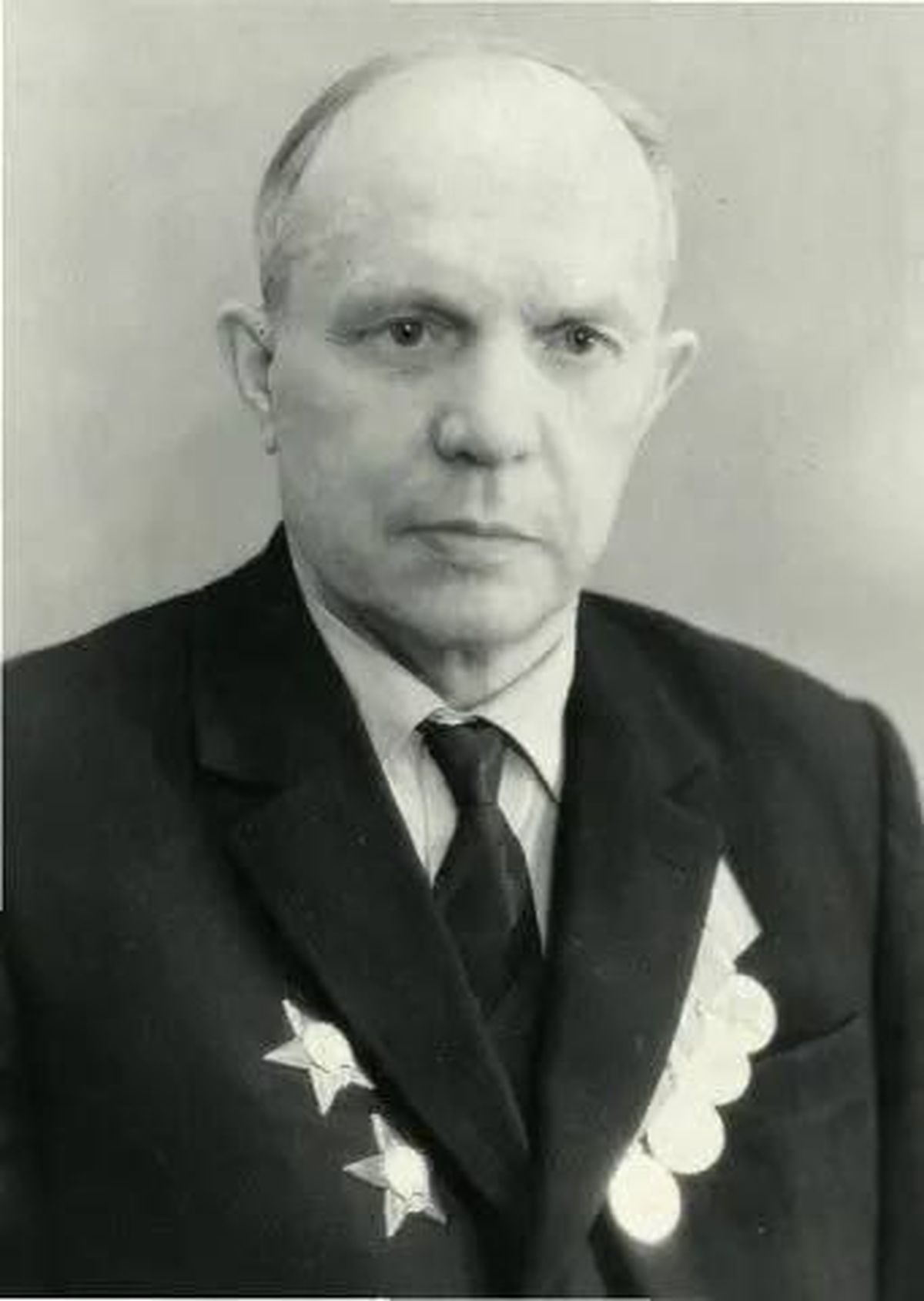 Реставрация военной фотографии: Возвращение деталей чести