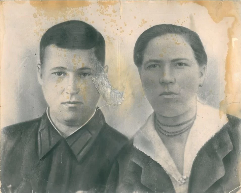 Хранители времени: невероятное восстановление старинного портрета молодой пары!